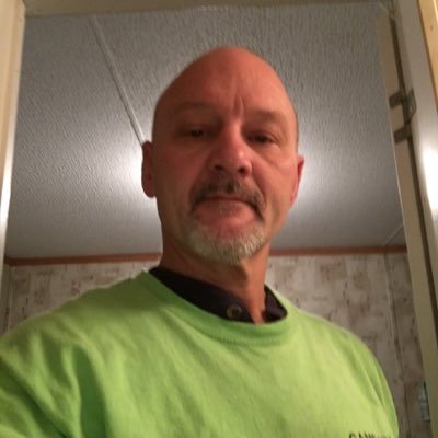 Profile Picture of Mike Tosh (@mtosh4ut1962) on Twitter