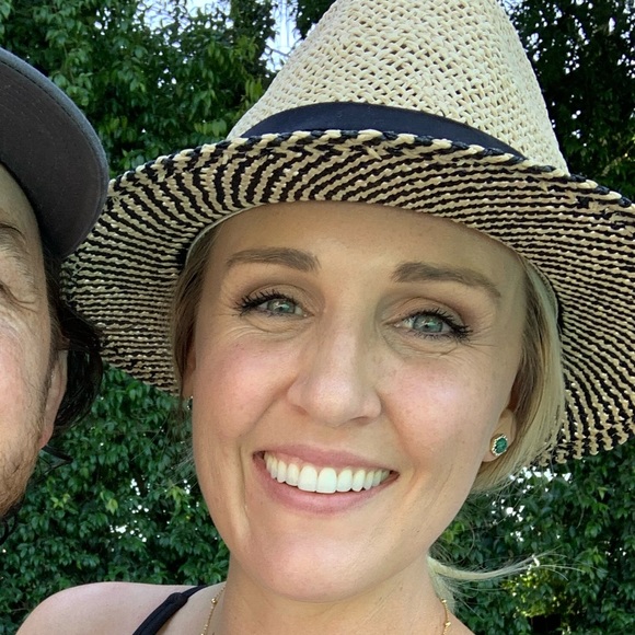 Profile Picture of Jessica Belko (@jessbelko) on Poshmark