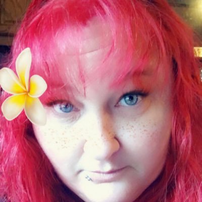 Profile Picture of Paula Beaver (@momma_moyer555) on Twitter