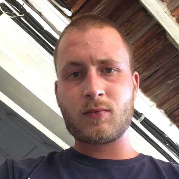 Profile Picture of Luka Colic (@colaahf) on Poshmark