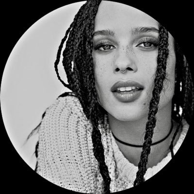 Profile Picture of Amelia Morrow. (@Mysticlnferno) on Twitter