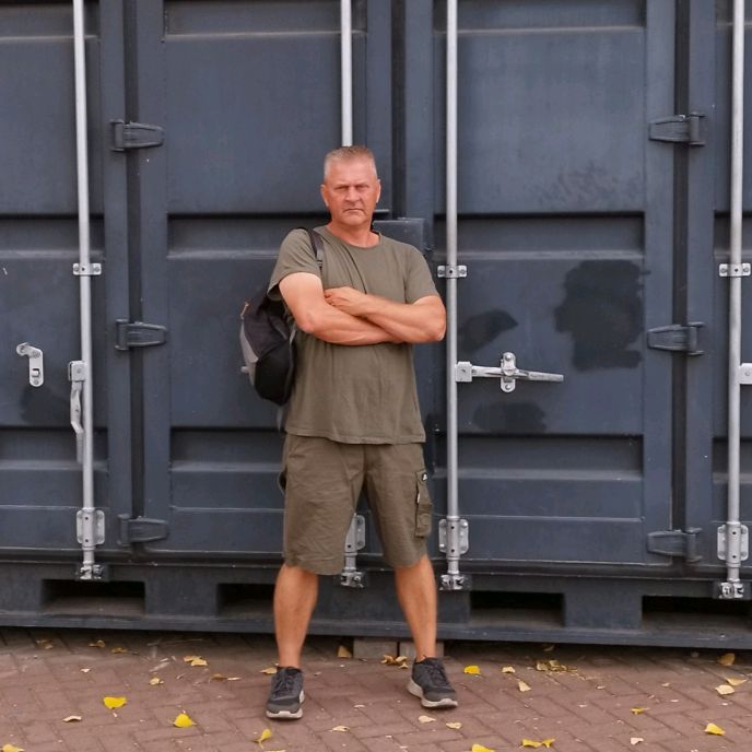 Profile Picture of erichschummer (@erichschummer) on Tiktok