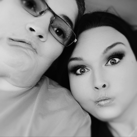 Profile Picture of Pamela Thacker (@pamela_thacker) on Poshmark