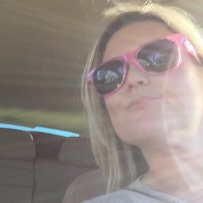 Profile Picture of Lisa Ogram (@lisaogram) on Twitter