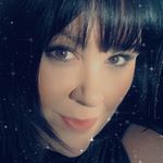 Profile Picture of Alison (@limegreenbadger) on Instagram