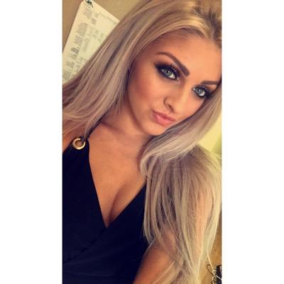 Profile Picture of Alice Pearson (@alice_pearson1) on Twitter