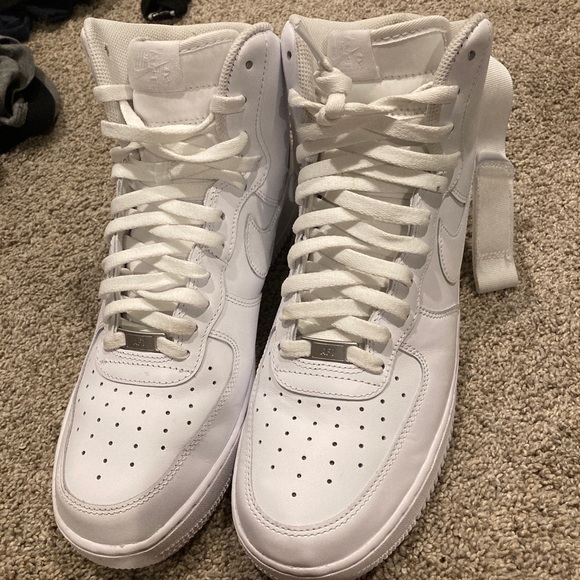 Profile Picture of Fender Kent (@fenderkent) on Poshmark