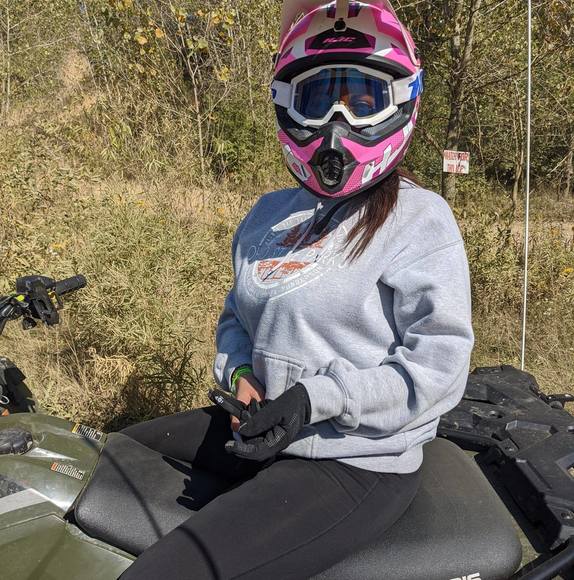 Profile Picture of Nikki Kniss (@kniss27) on Poshmark