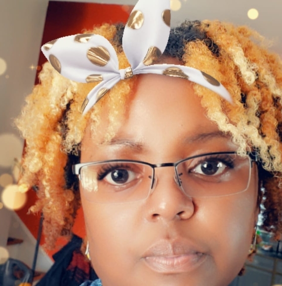 Shenetha Myers - Poshmark Profile Picture of Shenetha Myers (@msladygyrl) on Poshmark