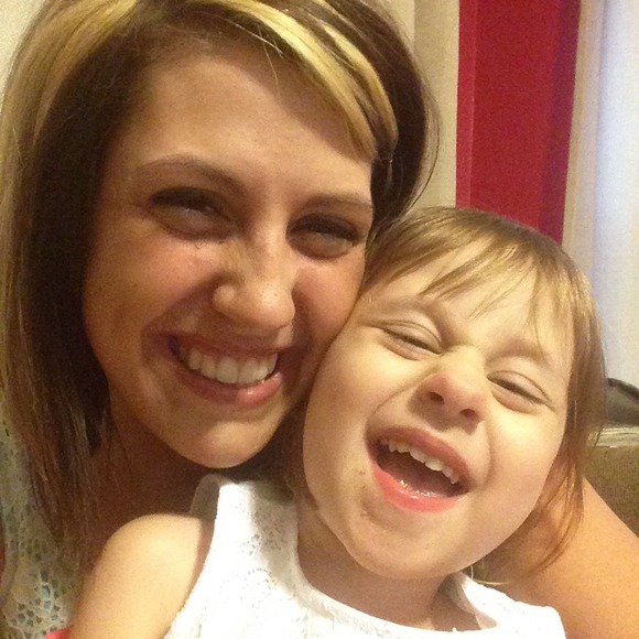 Profile Picture of Thea Graham (@thisbie) on Poshmark