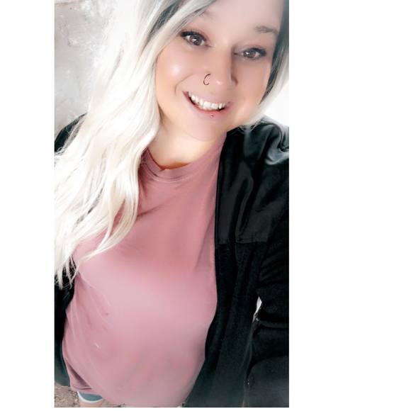 Christmas Palmisano - Poshmark Profile Picture of Christmas Palmisano (@lexiesmommy5112) on Poshmark