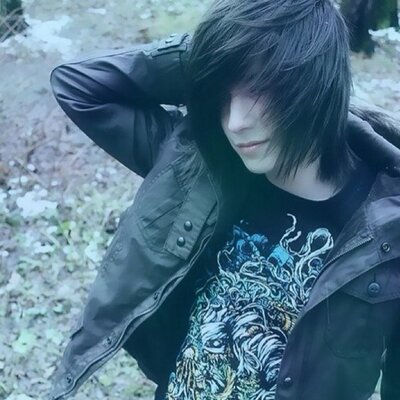 Profile Picture of Kyle/Mathew (@Shy_Kyle) on Twitter