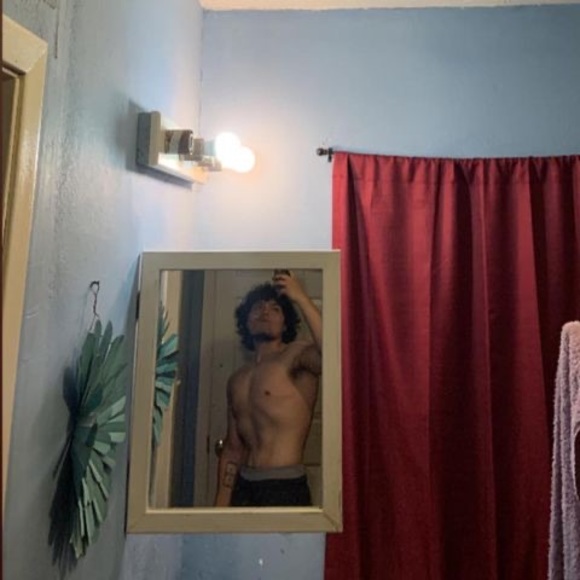 David Huete - Poshmark Profile Picture of David Huete (@davidhuete) on Poshmark