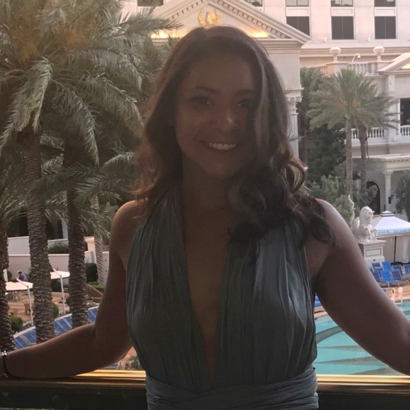 Profile Picture of Anna Jacabacci (@ajacabacci10) on Poshmark