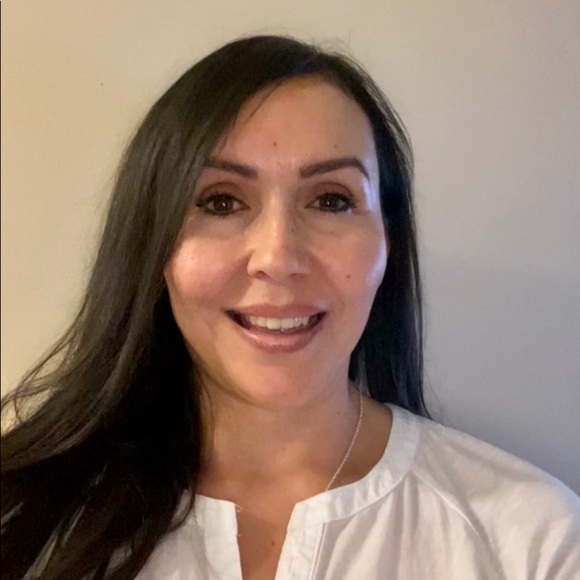 Profile Picture of Rocio Ochoa (@rocioochoa310) on Poshmark