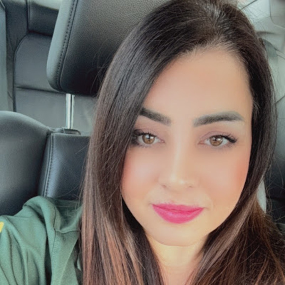 Profile Picture of Eman Fiala (@emanfiala57) on Poshmark