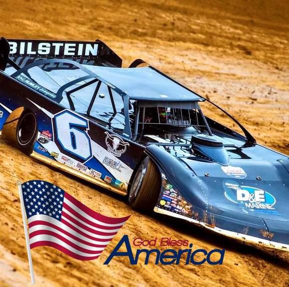 Profile Picture of Ed Hogan (@edhogan101) on Poshmark