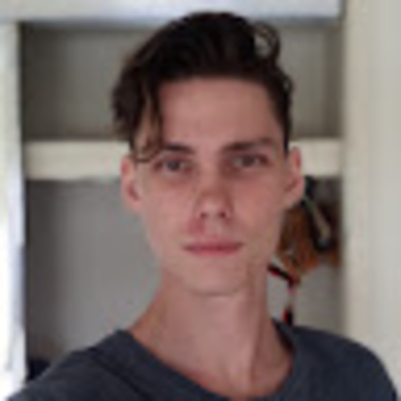 Profile Picture of Dan Cronin (@cronindan093) on Poshmark