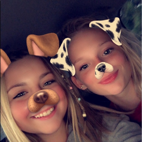 Profile Picture of Ashlyn Jarvis (@ashlynjarvis638) on Poshmark