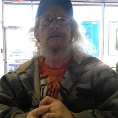 Profile Picture of Mike Crafton (@fuzzie60) on Twitter