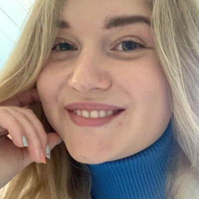 Profile Picture of Lisa Garside (@LisaGarside929) on Twitter