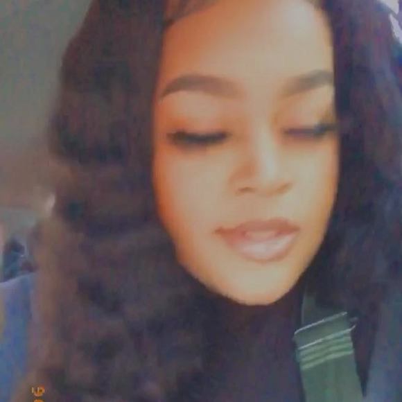 Profile Picture of Isis Mackey (@isis_mackey) on Poshmark