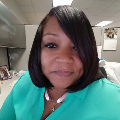 Profile Picture of Sandra (@Dimples_4boyz) on Twitter