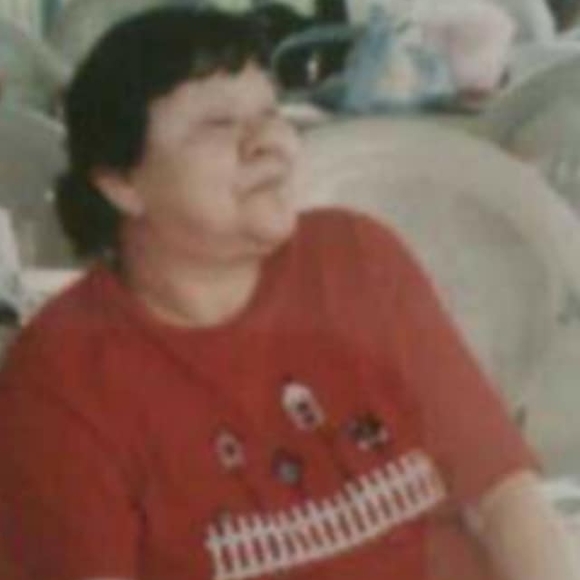 Profile Picture of Ginger Balades (@gingerbalades19) on Poshmark