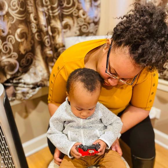 Profile Picture of Jasmine Shegog (@bundy721) on Poshmark