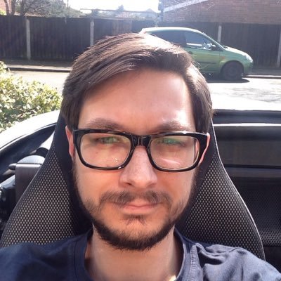 Profile Picture of Daniel Breeze (@biscuitgrin) on Twitter