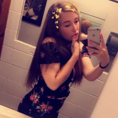 Profile Picture of Carrie Reid (@CarrieR89861069) on Twitter