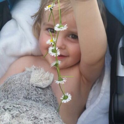 Profile Picture of Jo Sinclair (@josinc25_jo) on Twitter