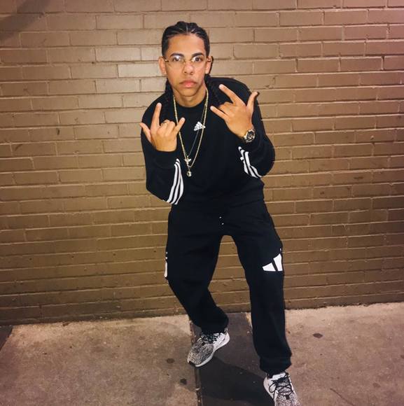 Profile Picture of Elvis emilio Paulino espinosa (@papielvisrd) on Poshmark