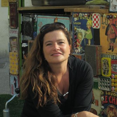 Profile Picture of Catherine Wayland (@CatherinWayland) on Twitter