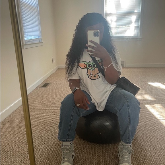 Profile Picture of Abigail Dawes (@abigaildawes) on Poshmark