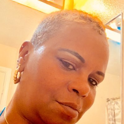 Profile Picture of Wanda Thompson-Jones (@WandaThompsonJ2) on Twitter