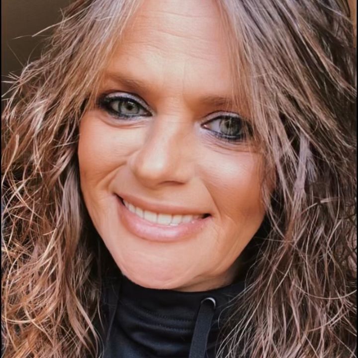 Profile Picture of april.Hollifield (@april.hollifield2) on Tiktok