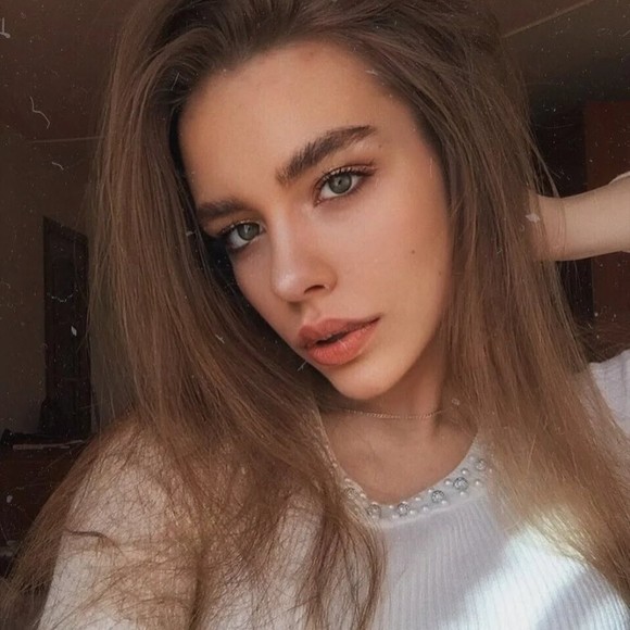 Profile Picture of Candy Chacon (@candy156486) on Poshmark