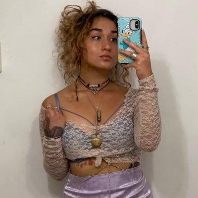 Profile Picture of Carolani Calzadilla (@lanithevampireq) on Twitter