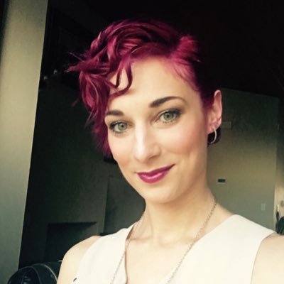 Profile Picture of Catherine McCook (@CatMcCook) on Twitter