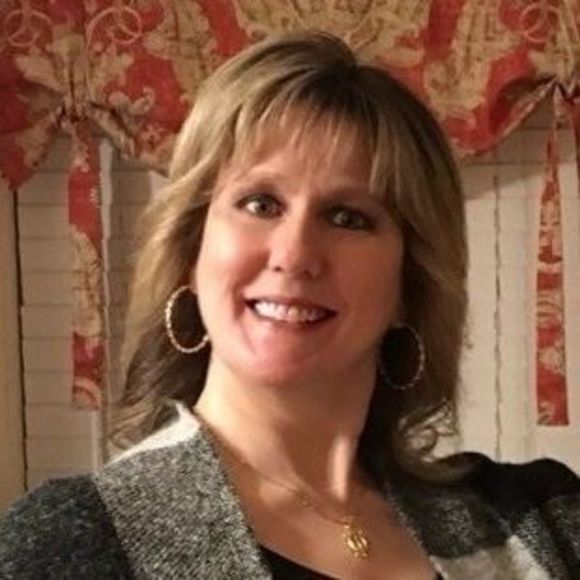 Profile Picture of Tracy Tomaszewski ryan (@tuds1968) on Poshmark