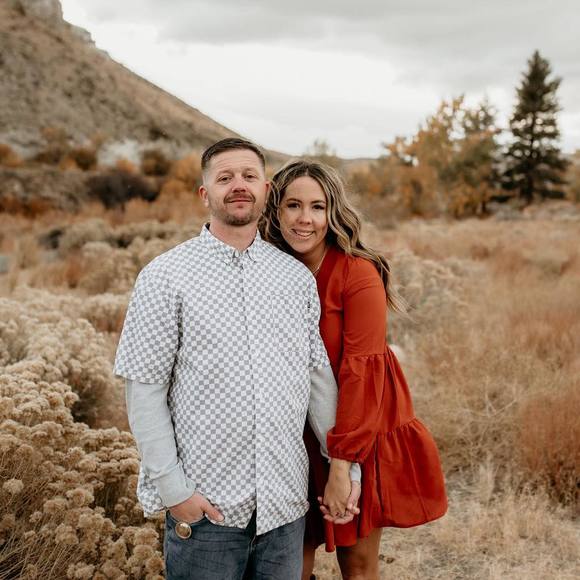 Profile Picture of Heather Froines (@hlfroines) on Poshmark