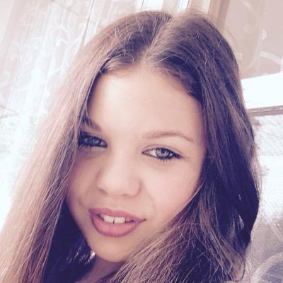 Profile Picture of Miranda Stokes (@mirandastokes13) on Twitter