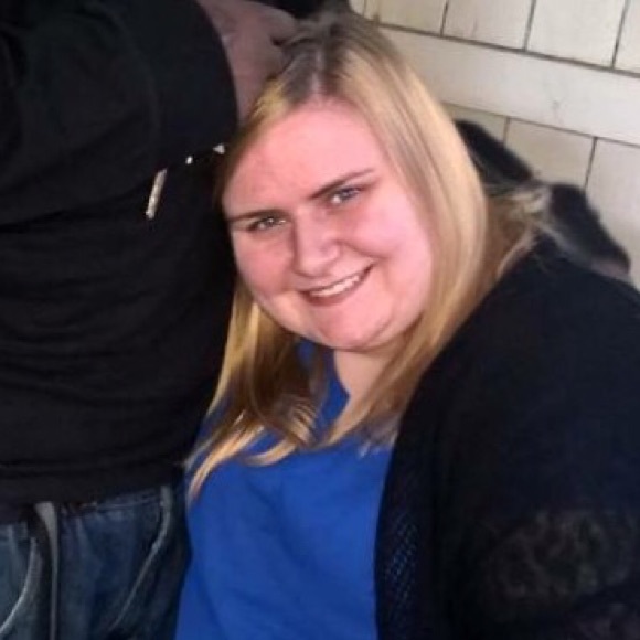 Profile Picture of Krista Gerhards (@kristaissuper) on Poshmark