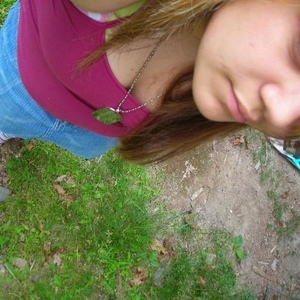 Profile Picture of Amber Protzo (@makelovenotwar25) on Myspace