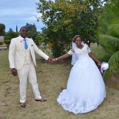 Profile Picture of Robert Albert (@BabaCandiceAtie) on Twitter