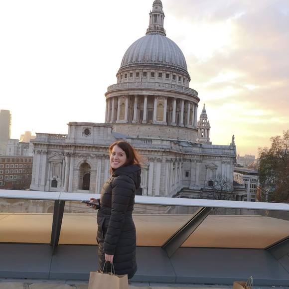 Profile Picture of Leanne Easson (@leanneeasson) on Poshmark