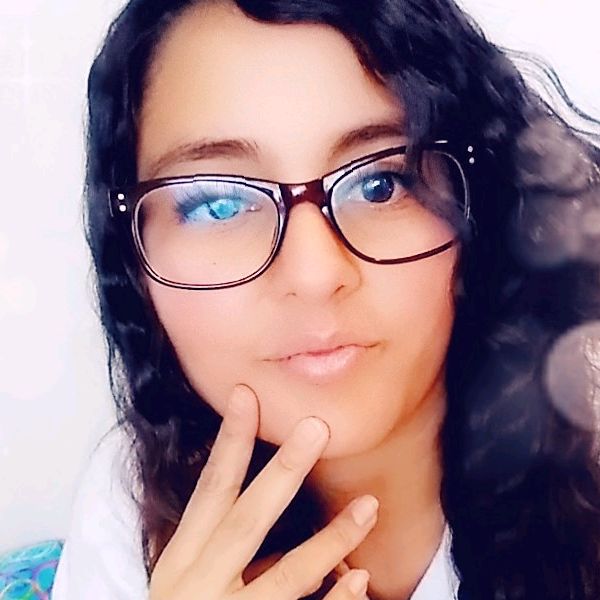 Profile Picture of Julia Leyba (@@julialeyba) on Tiktok