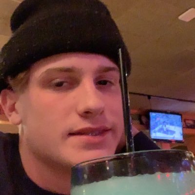 Profile Picture of Free Zeke (@BrodowskiMatt) on Twitter