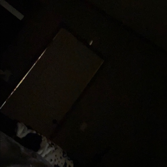 Profile Picture of Jennifer Gritton (@jennifergritton) on Poshmark